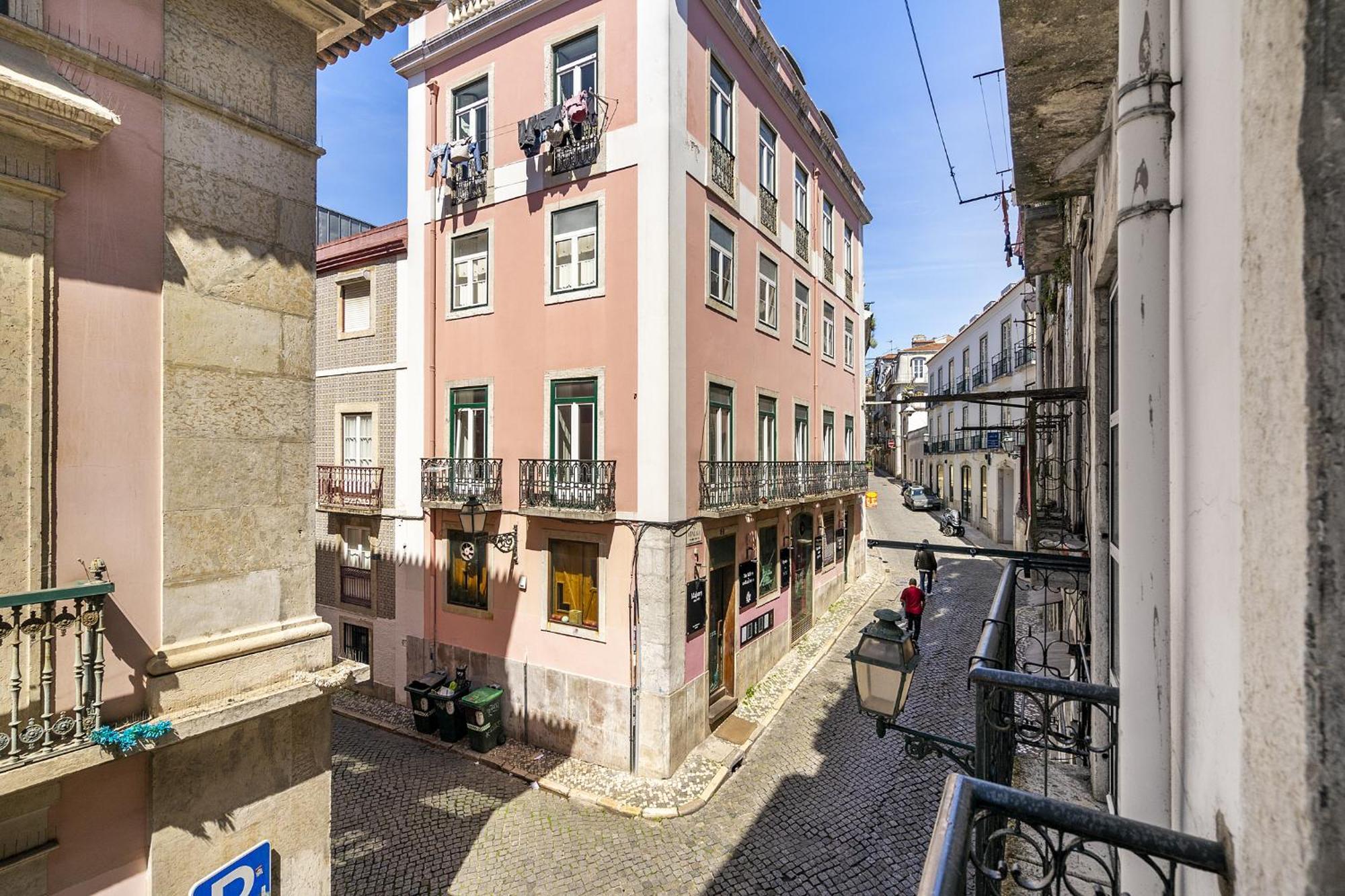 Whome Stylish Family Residence In The Heart Of Chiado Lisbon Luaran gambar